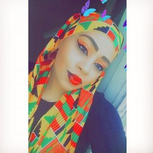 Meet your Posher, Aishah